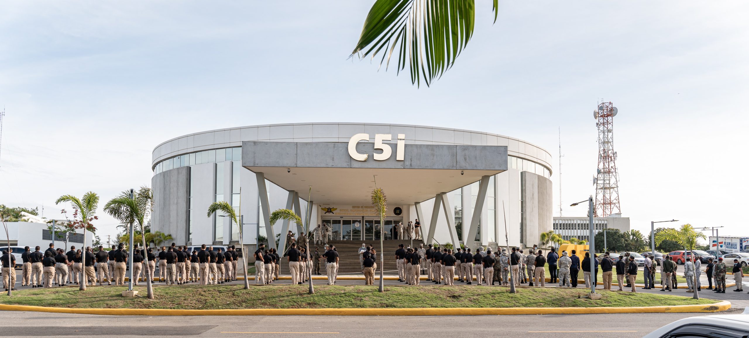 Historia portada contacto